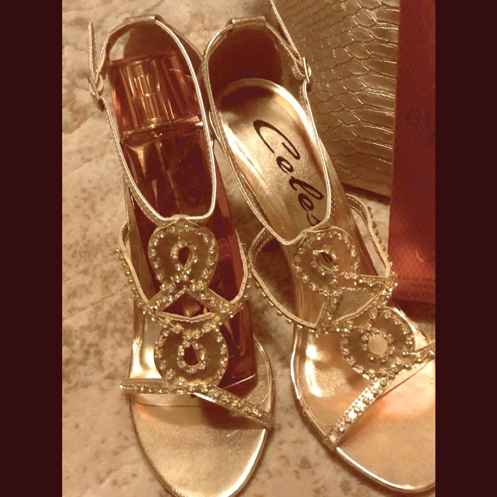 NEW, SEXY, ELEGANT-GOLD & RHINESTONE STILETTO’S